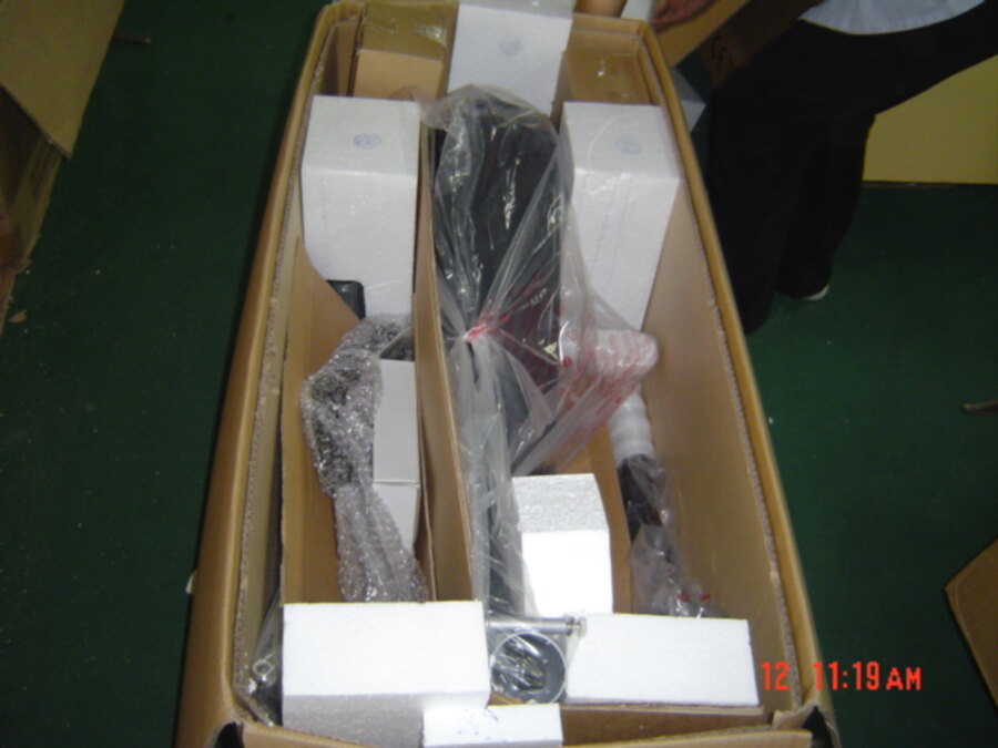 Padded several times inside the box – the contents are protected all round.