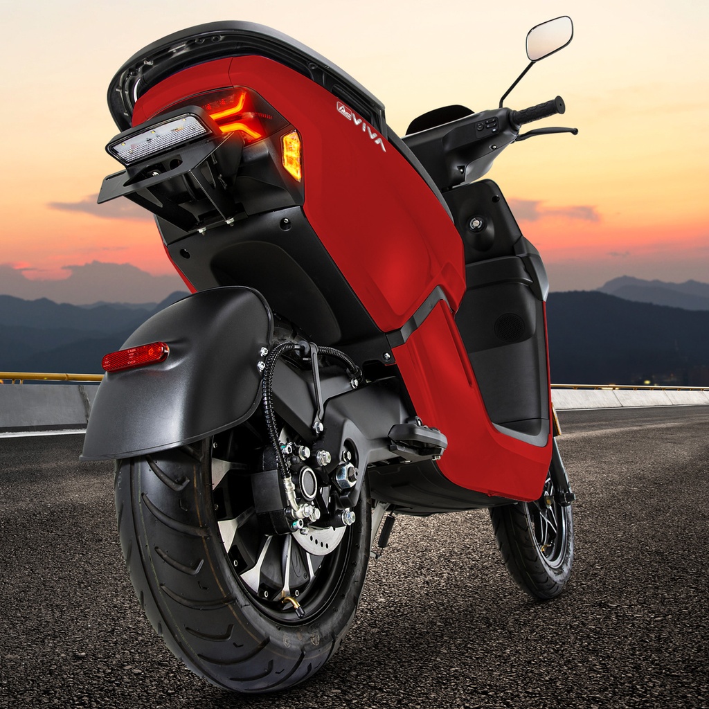 [EM1_RED] electric motor scooter AsVIVA EM1 red - product view