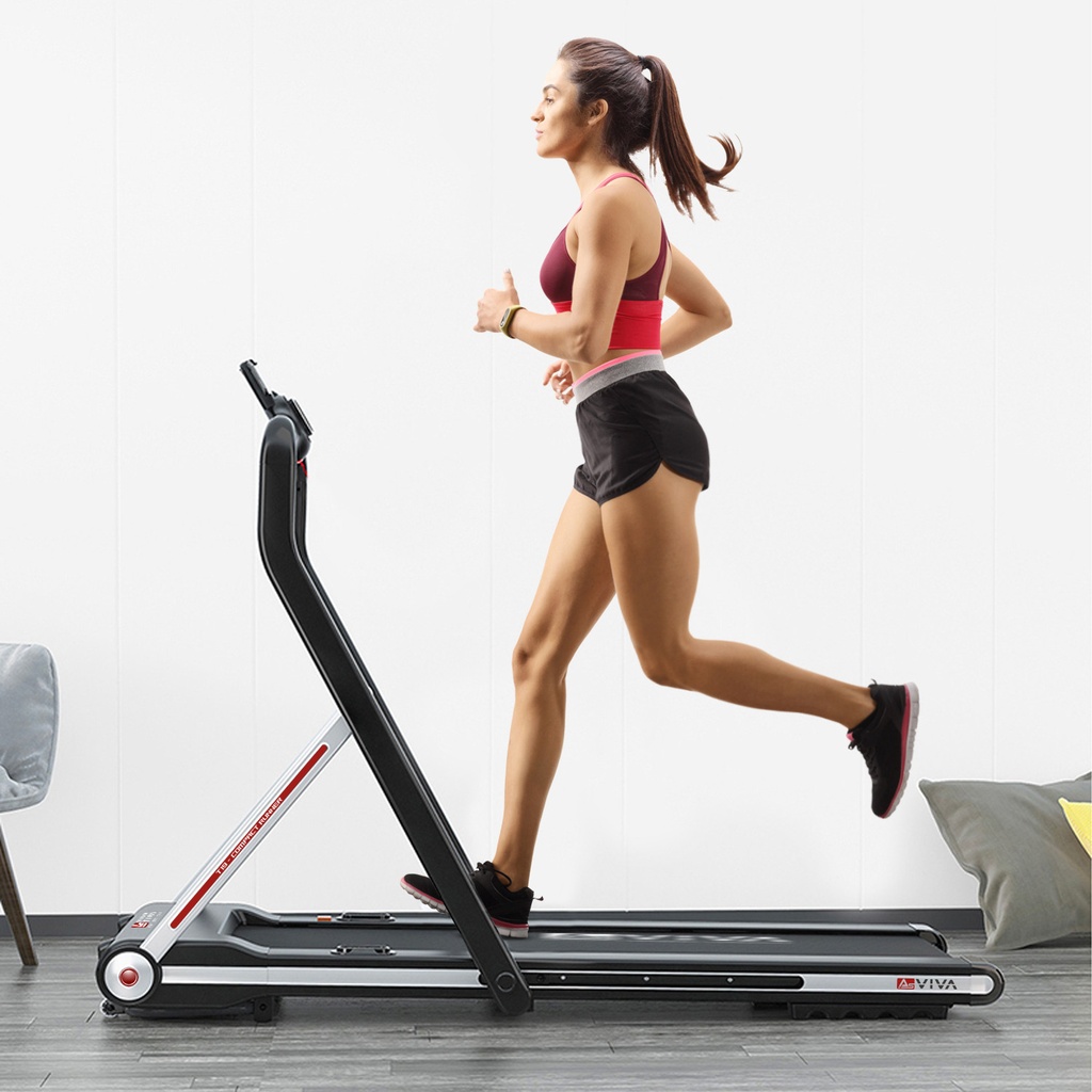 Set up the handrail and walk/run up to 7.5 km/h
